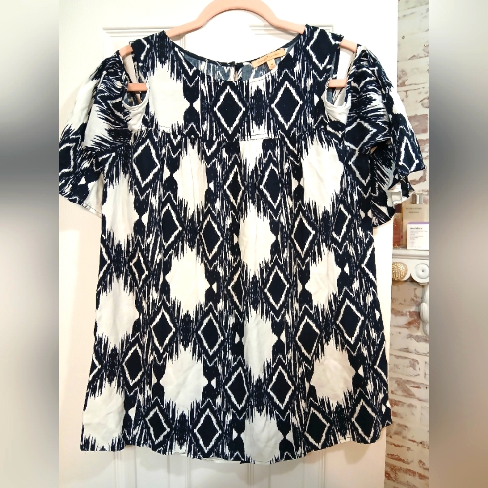 Black and White Cold Shoulder Women's Top
